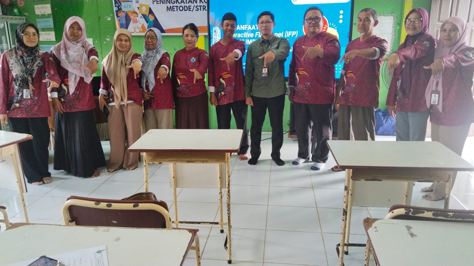 SDN 026 Tanjung Selor Perkuat Kompetensi Guru melalui Pemanfaatan Interactive Flat Panel (IFP) dalam Implementasi Pembelajaran Mendalam
